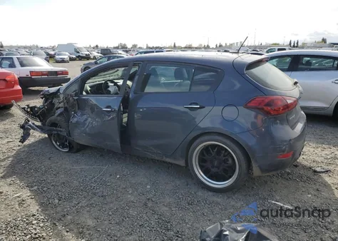 2016 Kia Forte Sx z USA, uszkodzony, nr VIN KNAFZ5A36G5632310